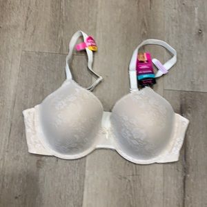 NWT Maidenform T-shirt bra/convertible straps 38D